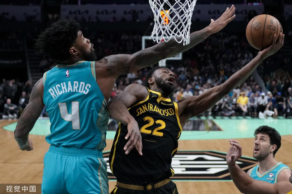 也折射出当 也折射出当