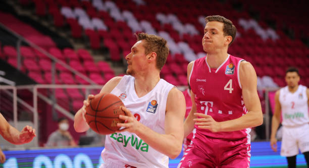 通过展现文 通过展现文